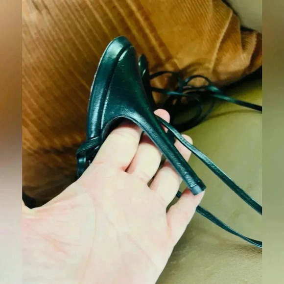 LACE UP HEELED LEATHER SHOES SIZE 6.5 LIKE NEW SMOOTH LEADER SHOES - Picture 9 of 13